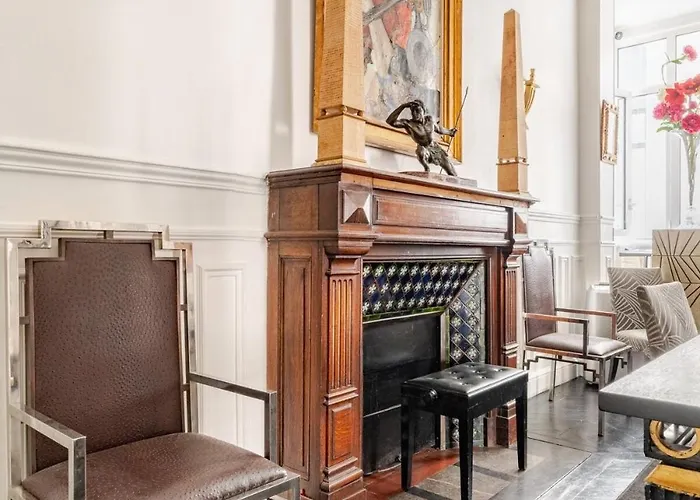 Champs-elysees Luxe Palace *