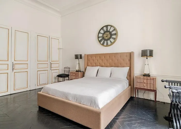 アパート Champs-elysees Luxe Palace パリ