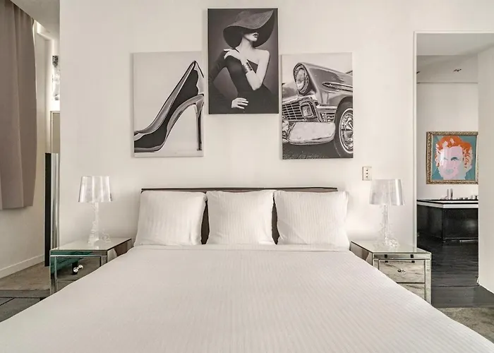 Champs-elysees Luxe Palace *