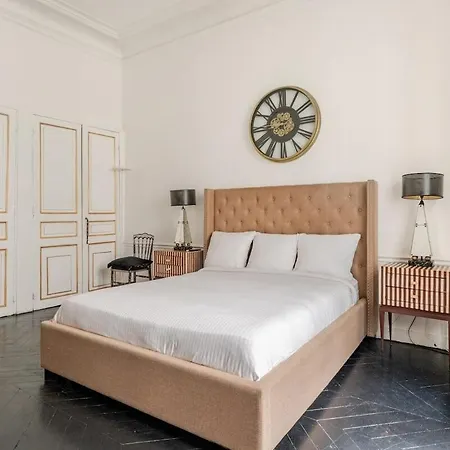 아파트 Champs-elysees Luxe Palace 파리